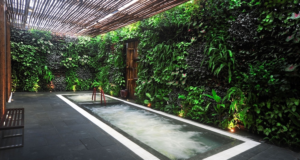 실내 스파 욕조