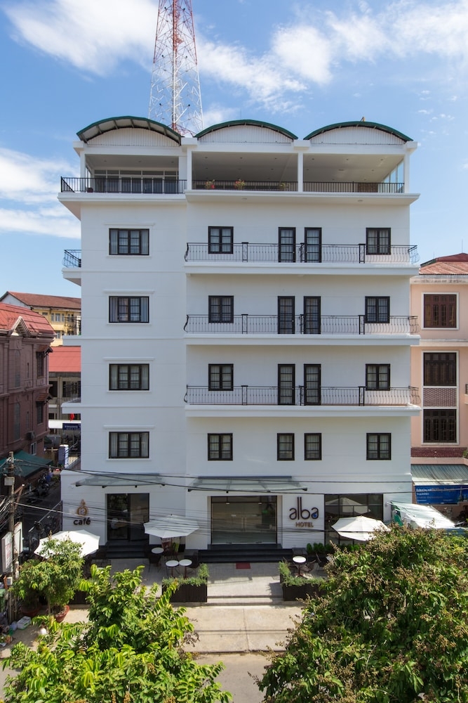 숙박 시설 정면