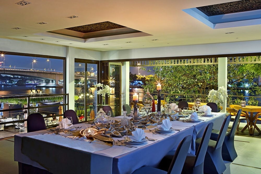 바(숙박 시설 내)