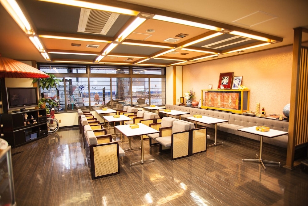 로비 좌석 공간