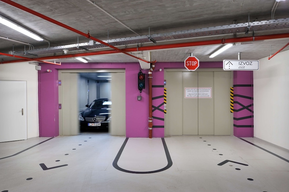 숙박 시설 내 편의 시설/서비스