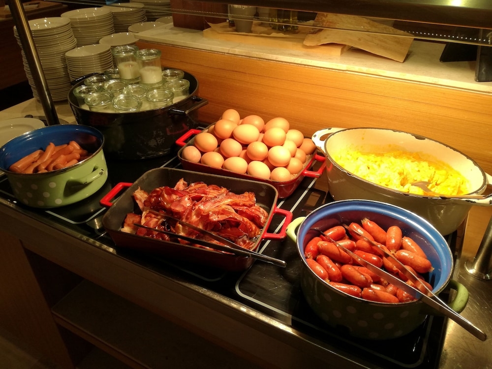 뷔페 아침 식사