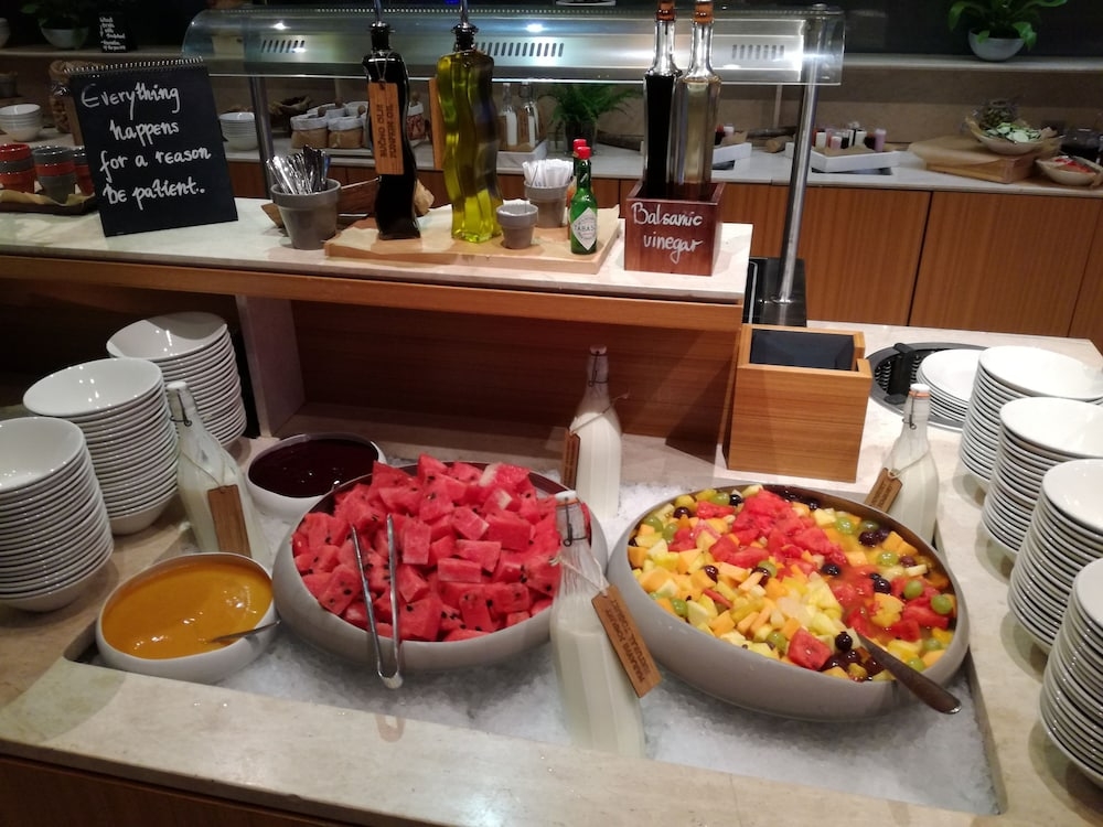 뷔페 아침 식사