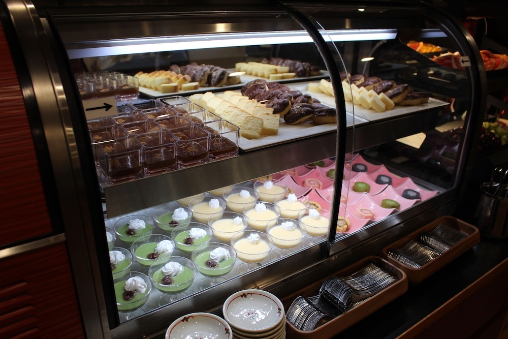 뷔페 아침 식사