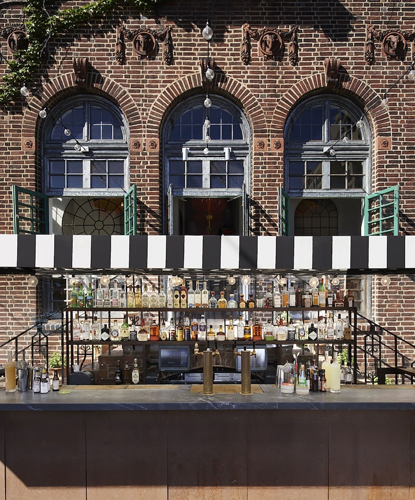 바(숙박 시설 내)