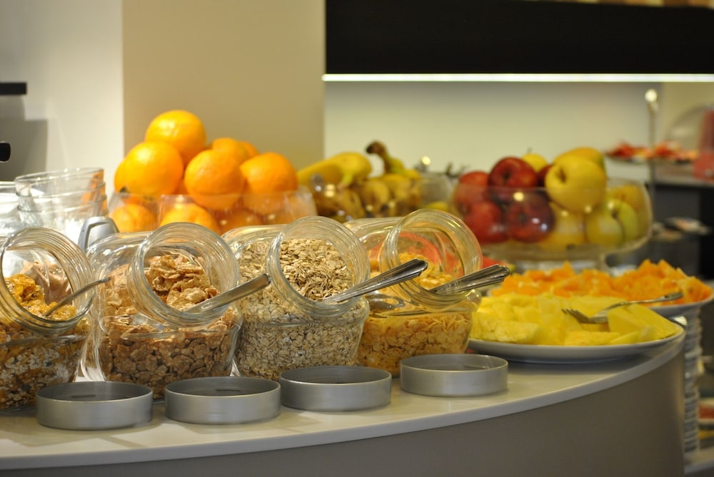 뷔페 아침 식사