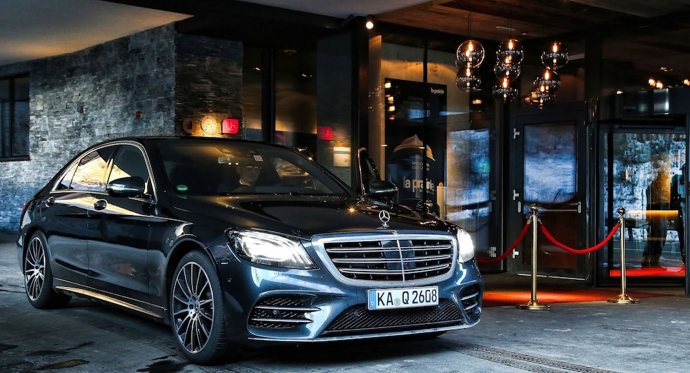 숙박 시설 입구