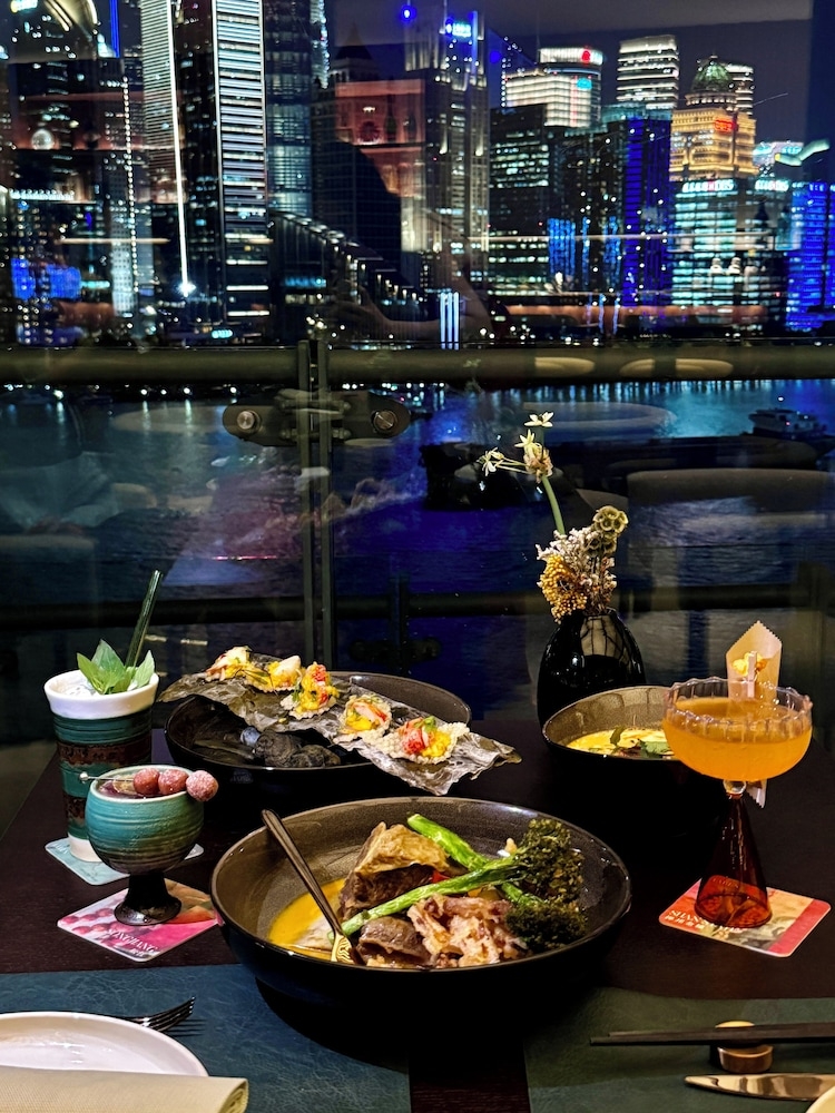 바(숙박 시설 내)