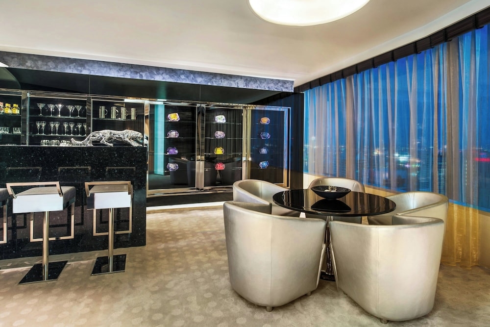 바(숙박 시설 내)