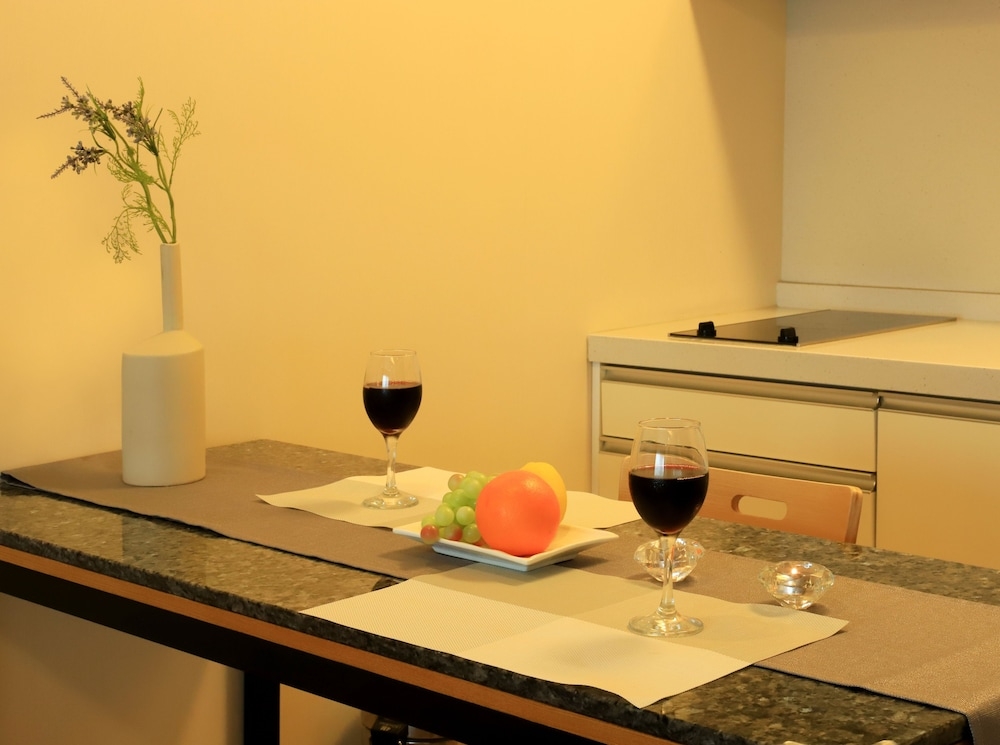 객실 내 식사 공간