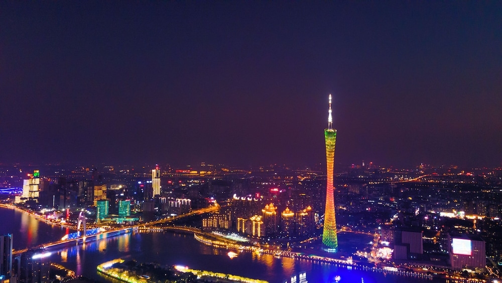 숙박 시설에서 보는 시내 전망