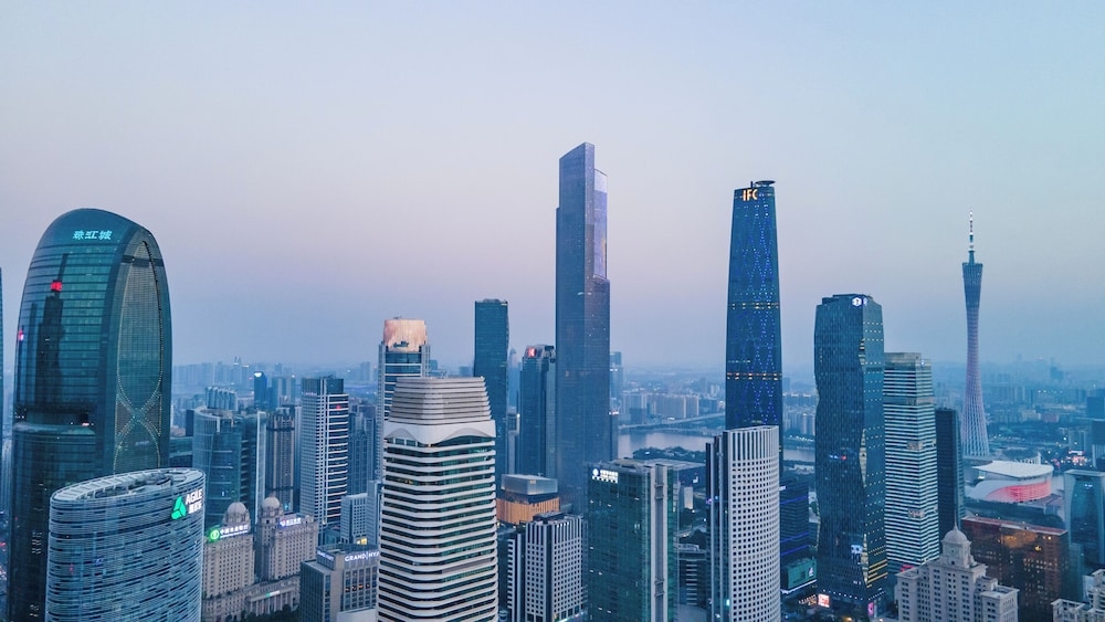 숙박 시설에서 보는 시내 전망