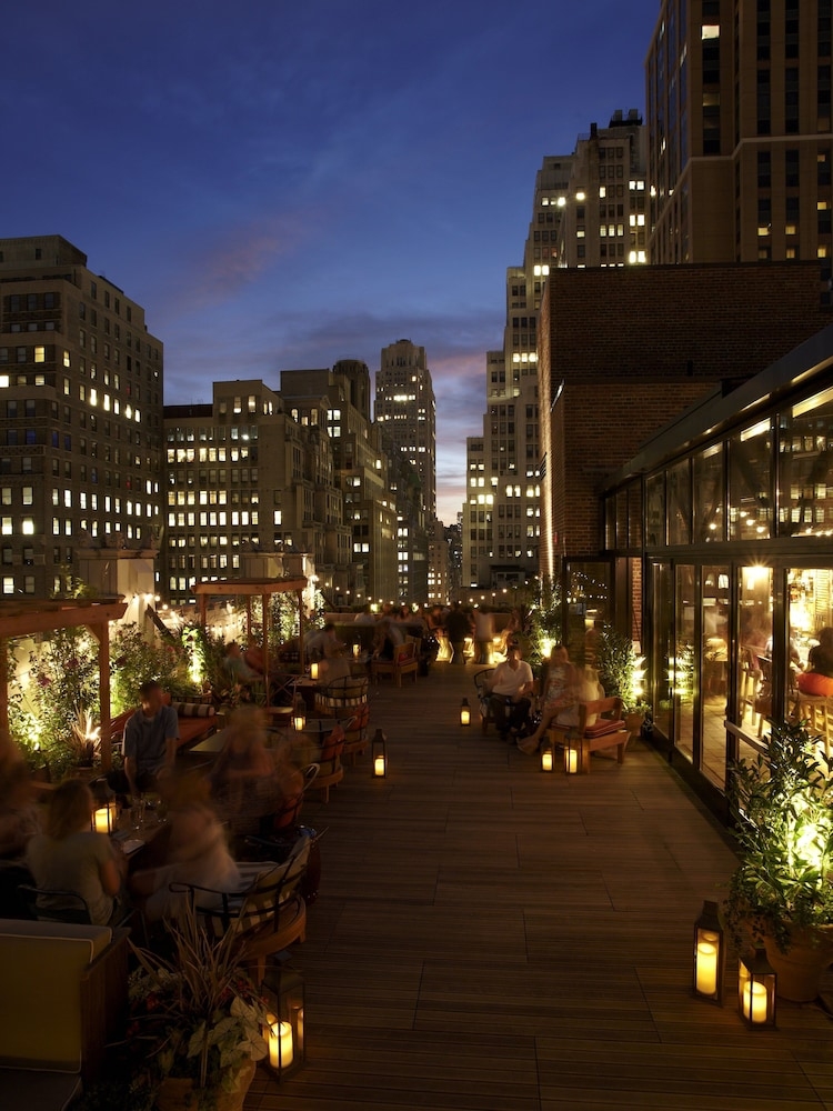 바(숙박 시설 내)