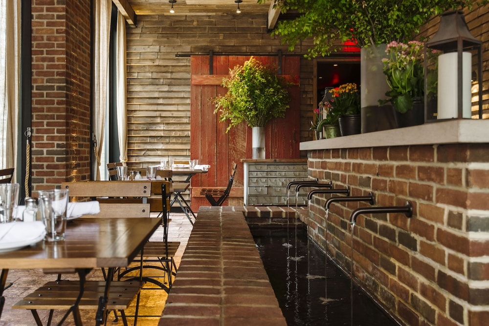 바(숙박 시설 내)