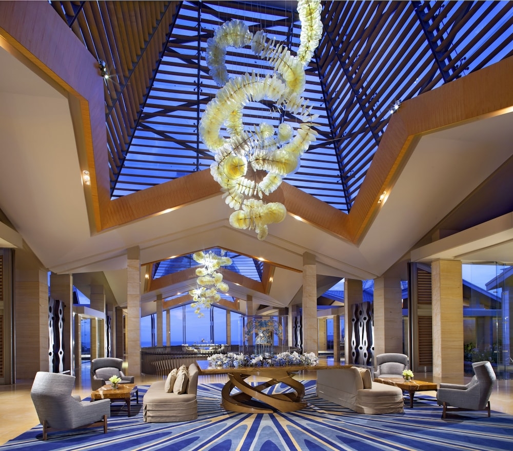 로비 좌석 공간