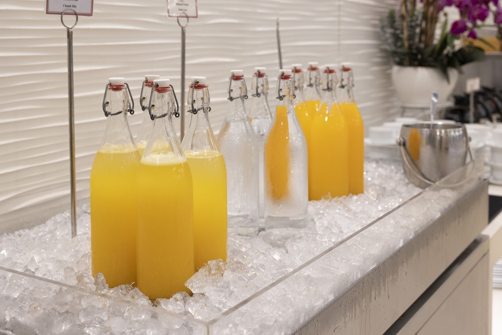 뷔페 아침 식사