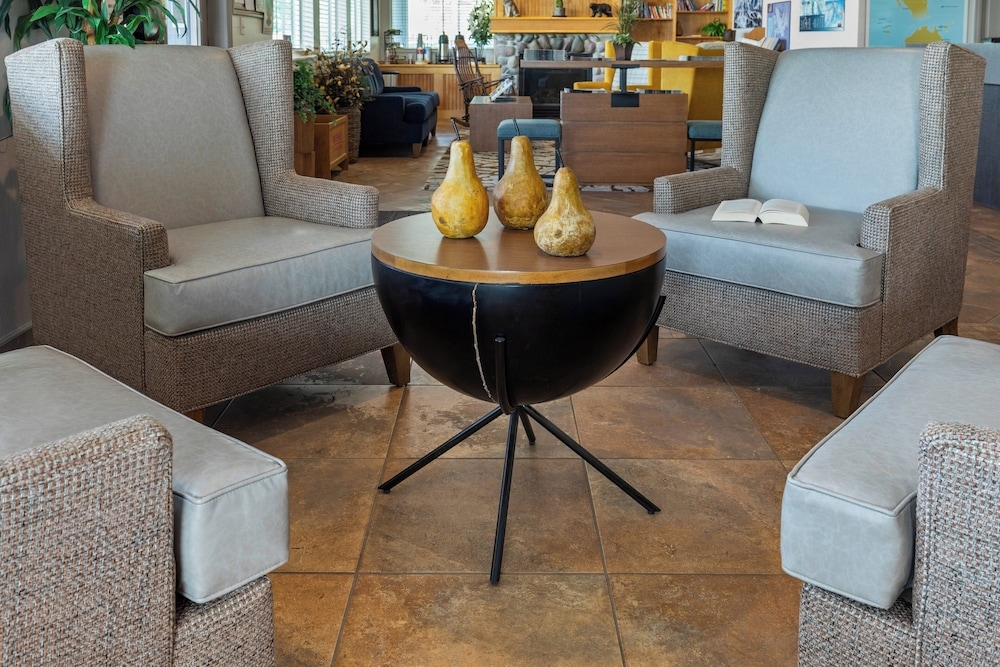 로비 좌석 공간