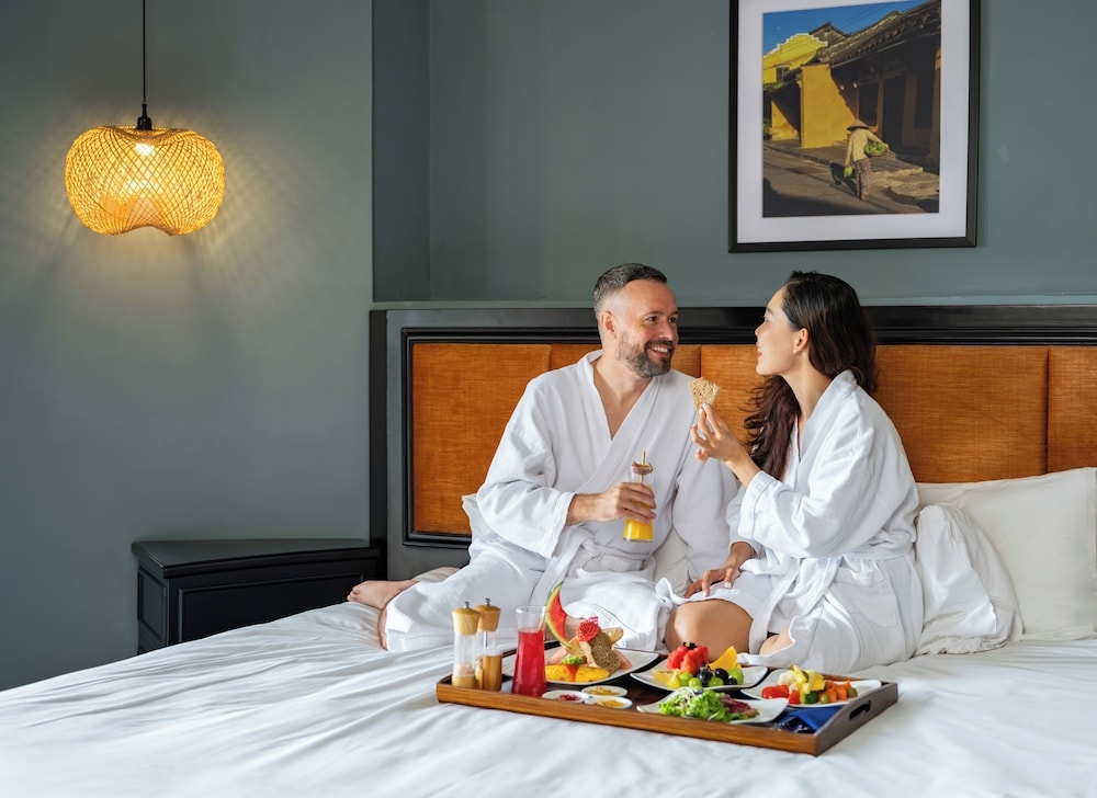 룸서비스 - 식사