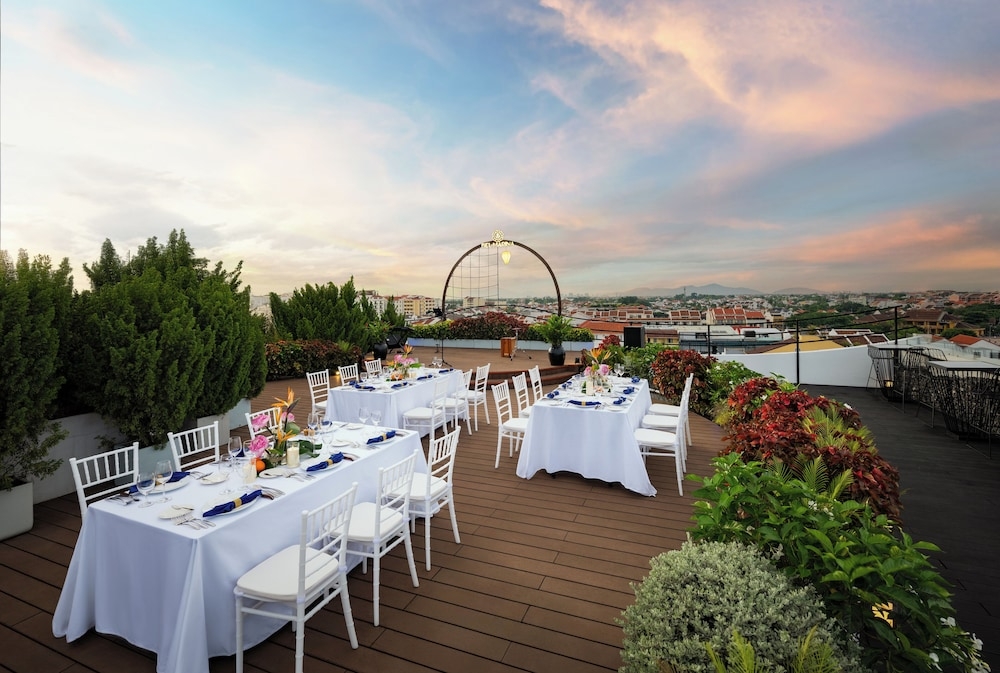 야외 연회 공간