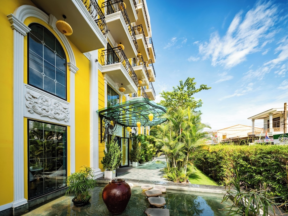 숙박 시설 정면