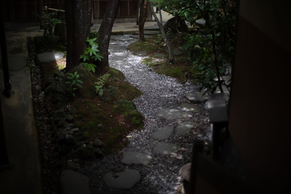 숙박 시설 구내