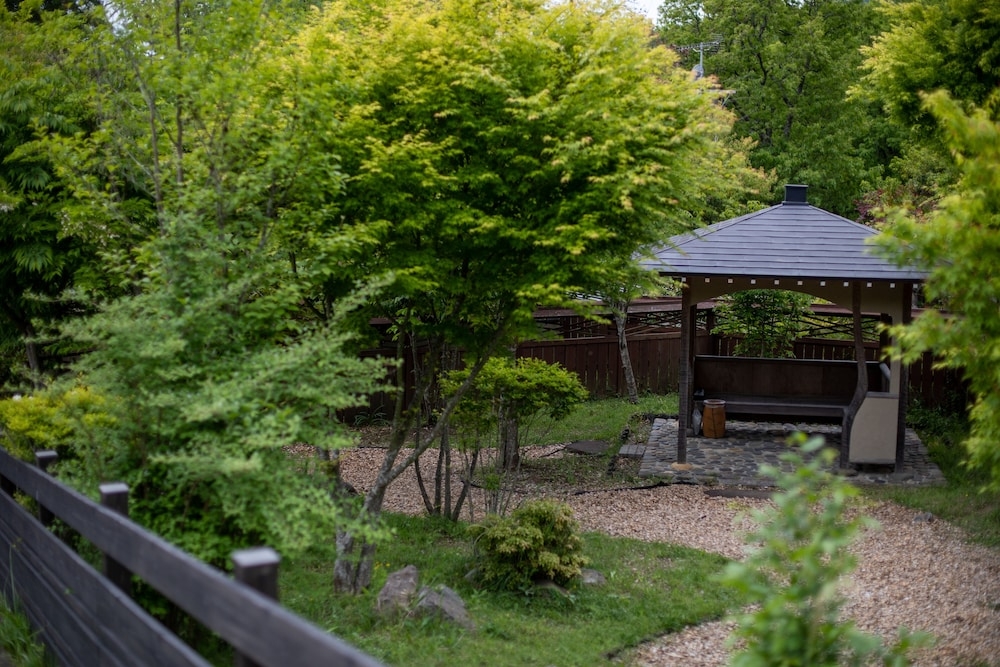 숙박 시설 구내