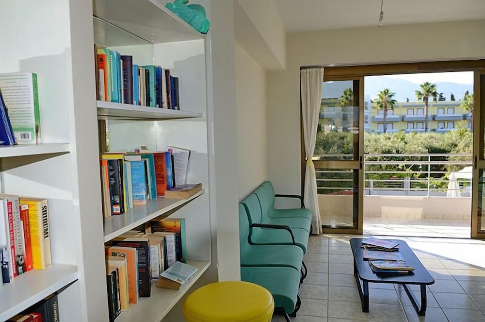 로비 좌석 공간