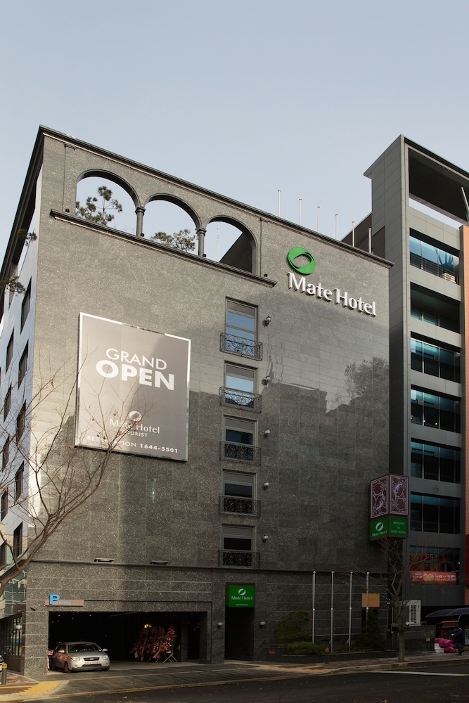 숙박 시설 정면