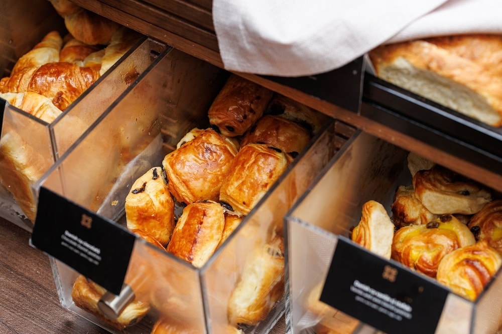 뷔페 아침 식사