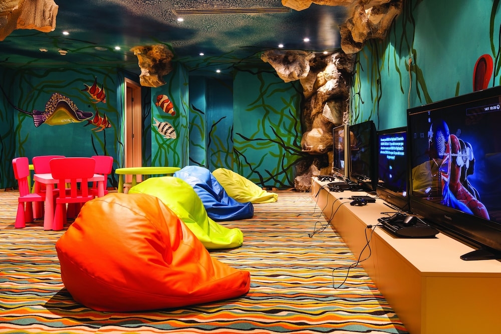 어린이 놀이 공간 - 실내