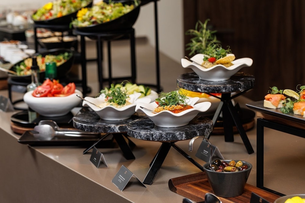 뷔페 아침 식사