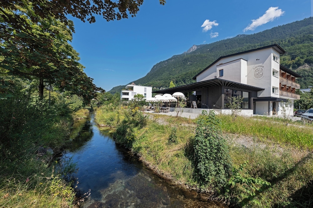 숙박 시설 정면