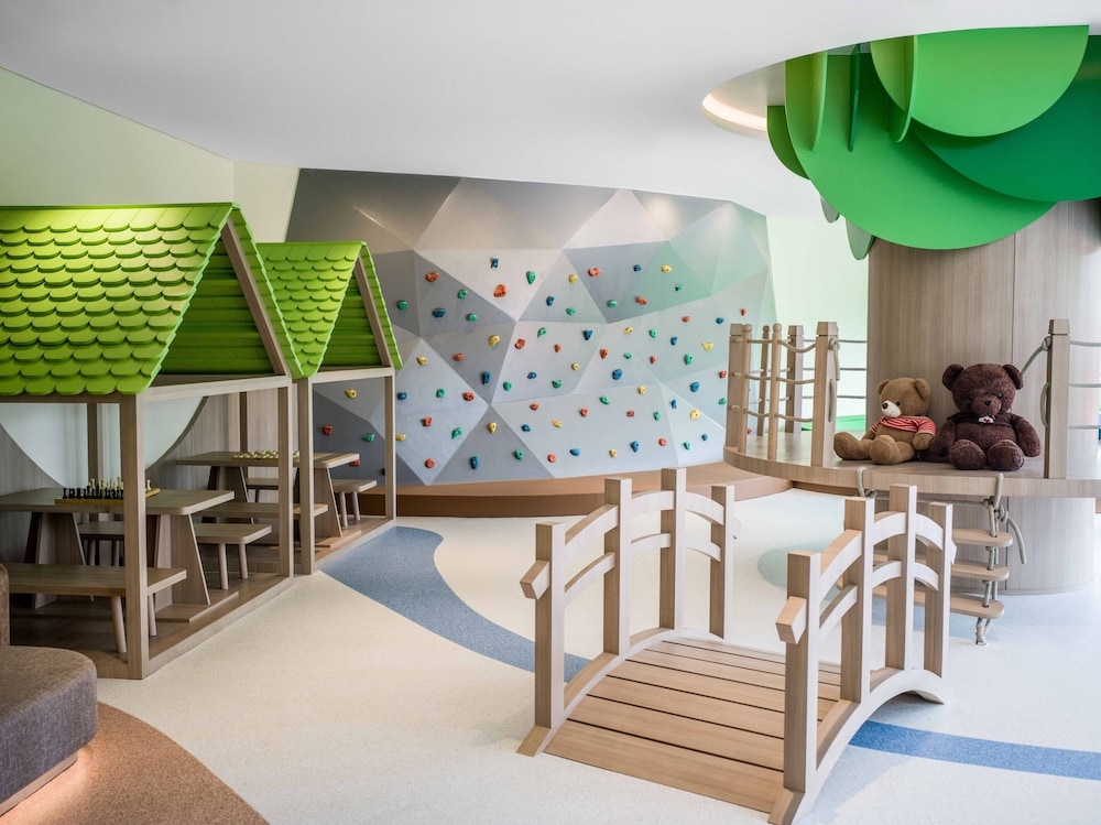 어린이 놀이 공간 - 실내