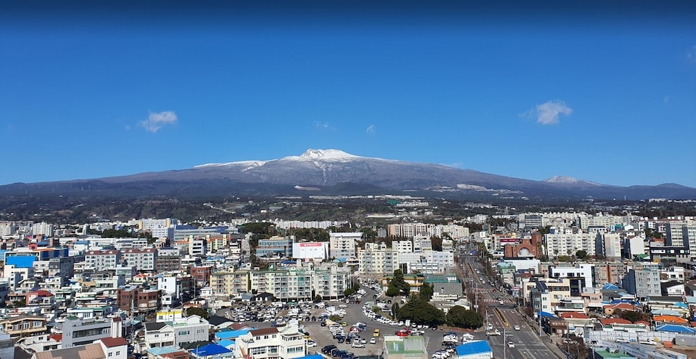 숙박 시설에서 보는 주변 전망
