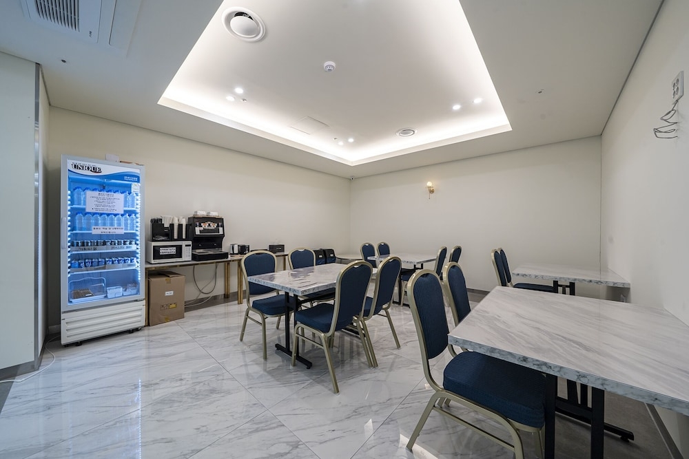 숙박 시설 내 편의 시설/서비스