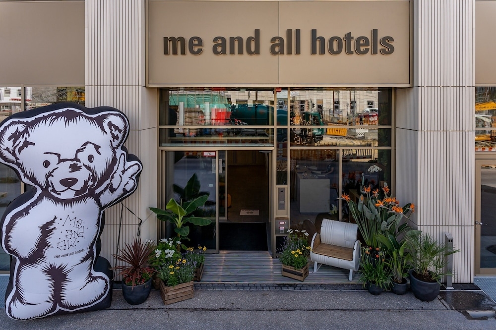 숙박 시설 정면