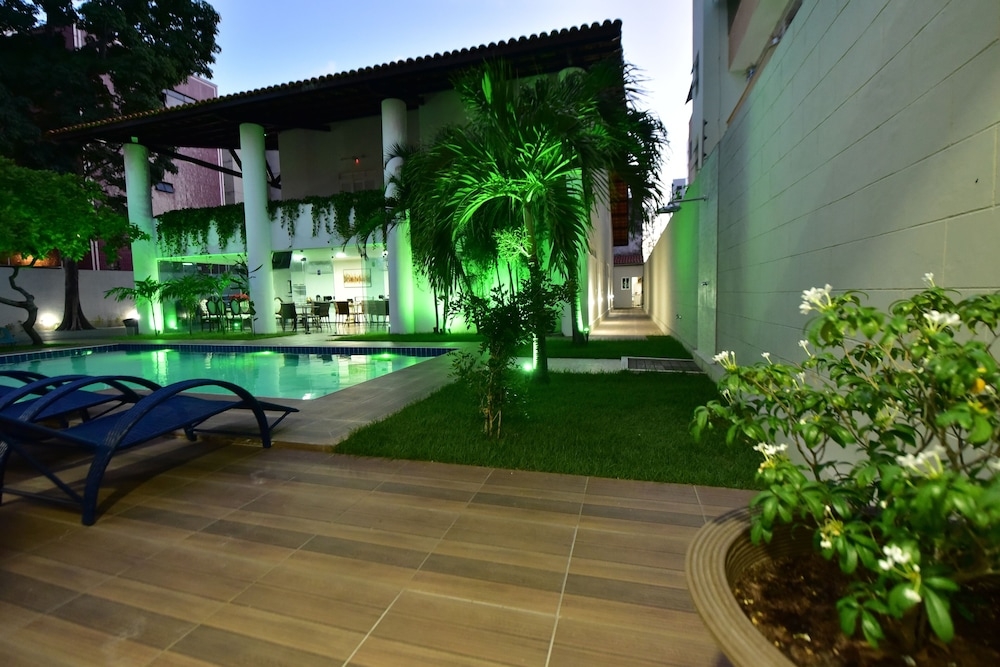 숙박 시설 정면