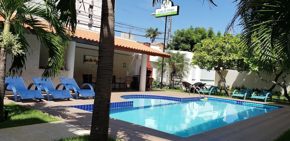 숙박 시설 정면