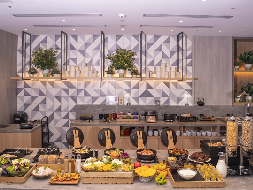 뷔페 아침 식사