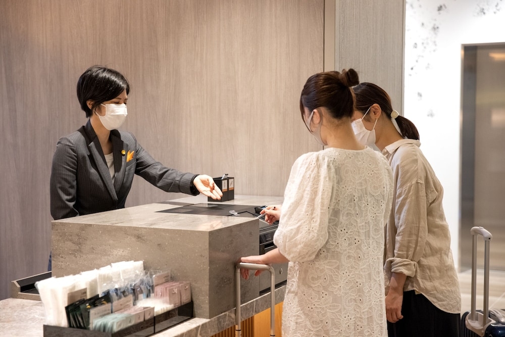 체크인/체크아웃 키오스크