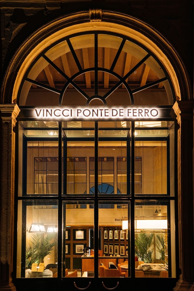 숙박 시설 입구