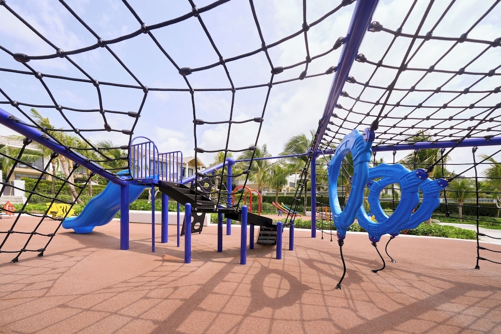 어린이 놀이 공간 - 야외