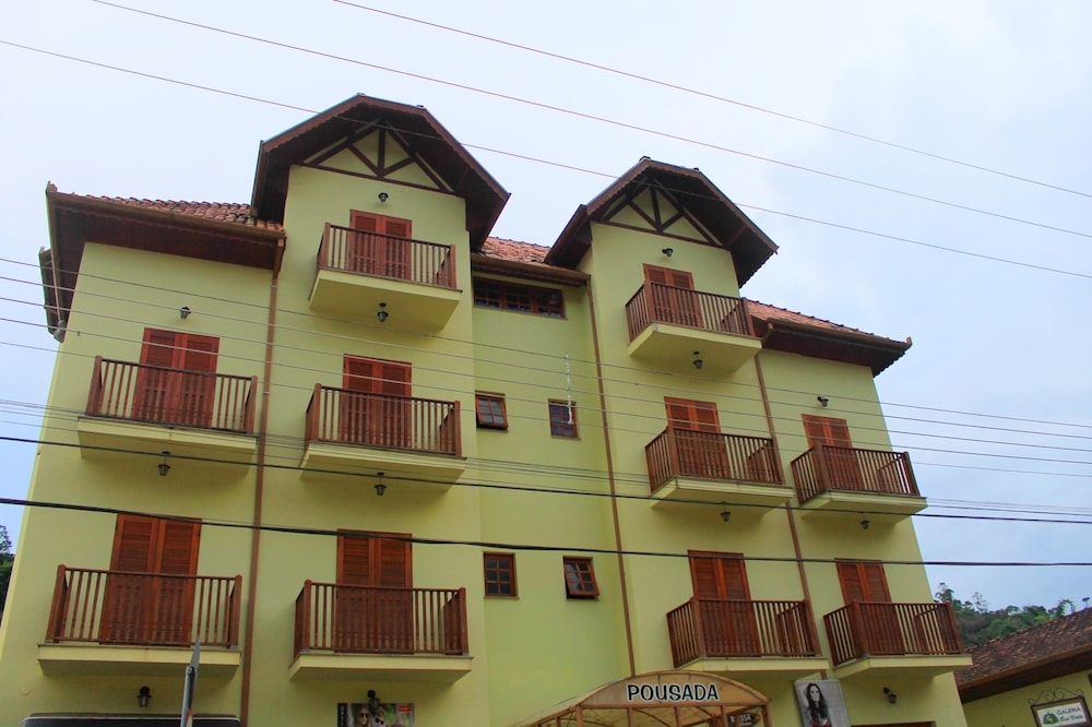 숙박 시설 정면