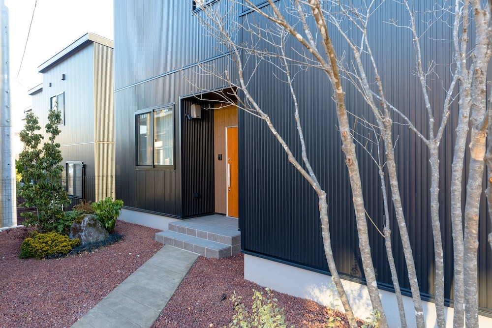 숙박 시설 입구