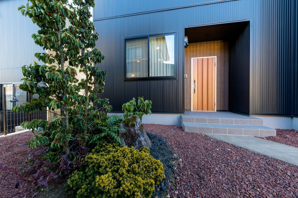 숙박 시설 입구