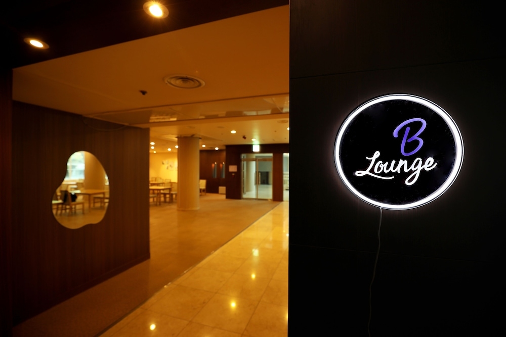 숙박 시설 내 편의 시설/서비스