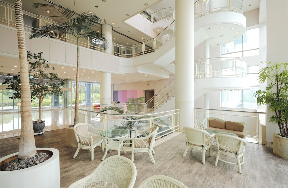 로비 좌석 공간