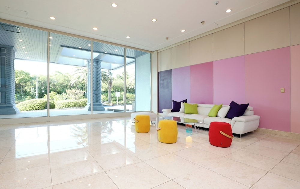 로비 좌석 공간