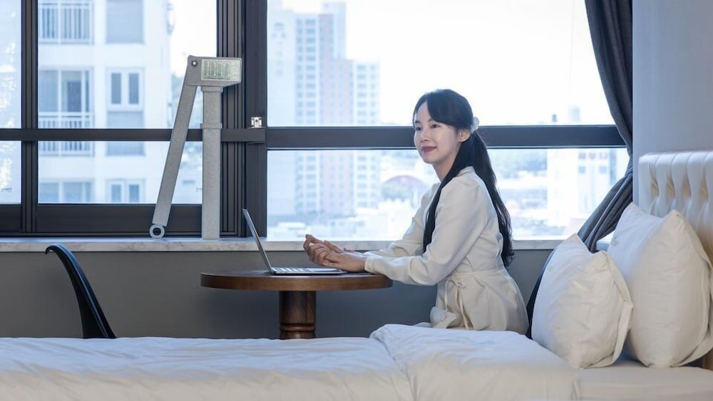 숙박 시설에서 보는 시내 전망