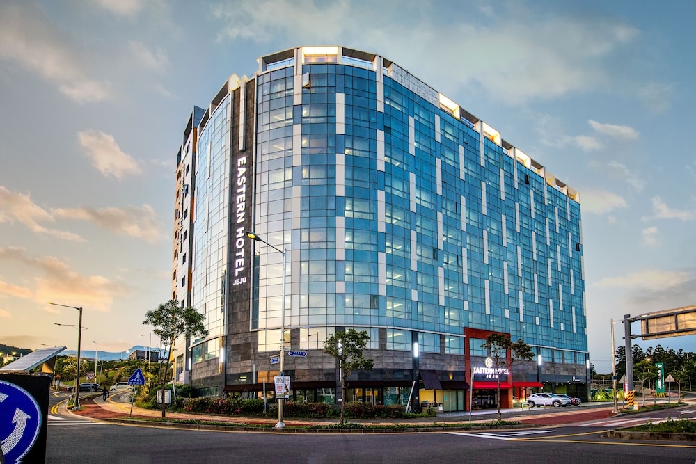 숙박 시설 정면